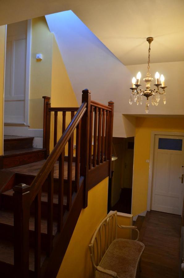 Le Jolis Bois Bed and Breakfast Raon-lʼÉtape Exteriör bild